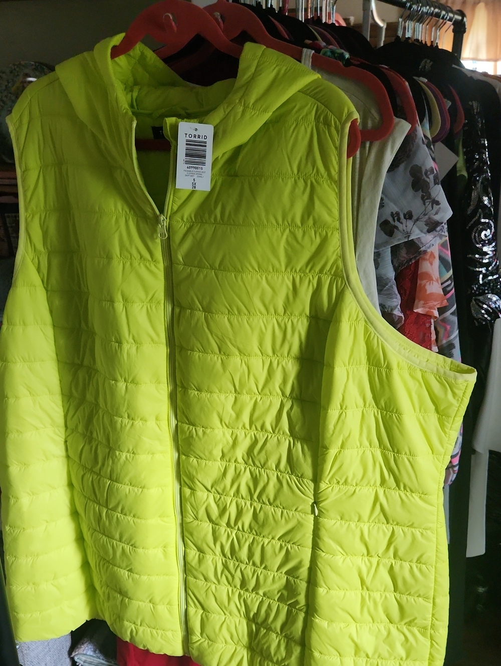 Torrid 5 Neon Yellow Hooded Quilted Puffer Vest